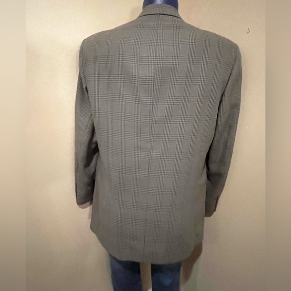 Yves Saint Laurent Windowpane 3-Button Gray Sport Coat with Notched Lapels - Picture 2 of 12